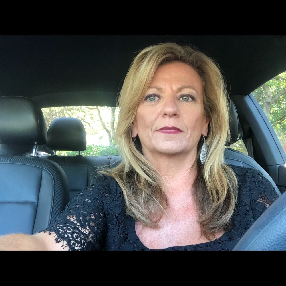 Meet your Posher, Teresa